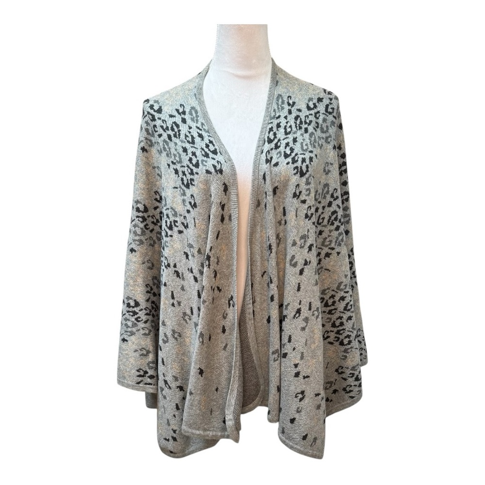 Cabi Wrap Cardigan Women OS Gray Leopard‎ Print Cotton Open Front Poncho 3115